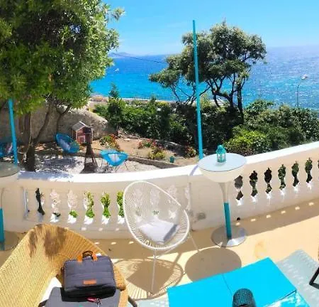 Homestay Le Rocher *
