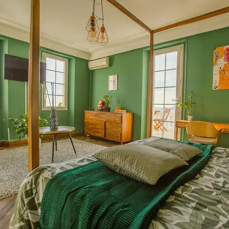 Le Rocher Homestay